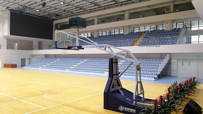 陜西服裝工程學院伸縮看臺案例