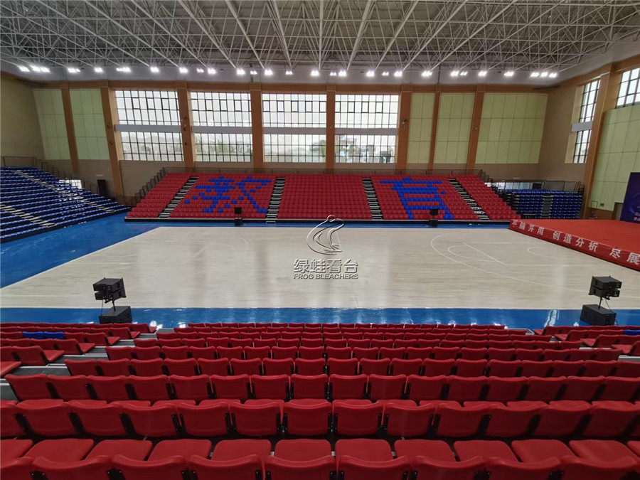 山丹新城區(qū)全民健身中心體育館看臺座椅
