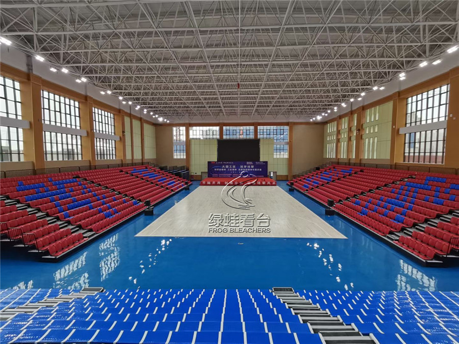 山丹新城區(qū)全民健身中心體育館看臺座椅