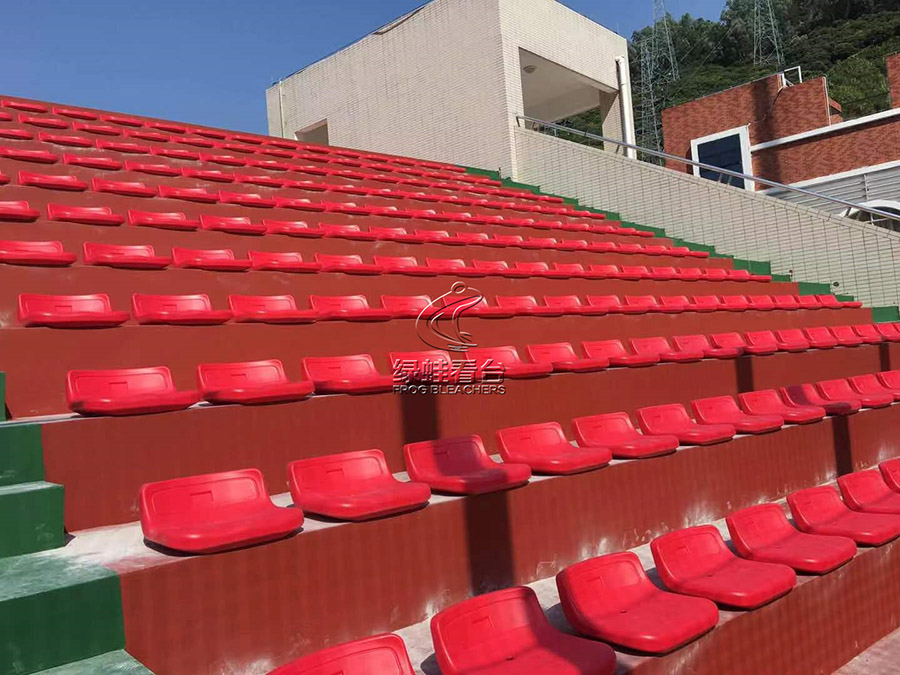 平裝低靠背吹塑看臺座椅