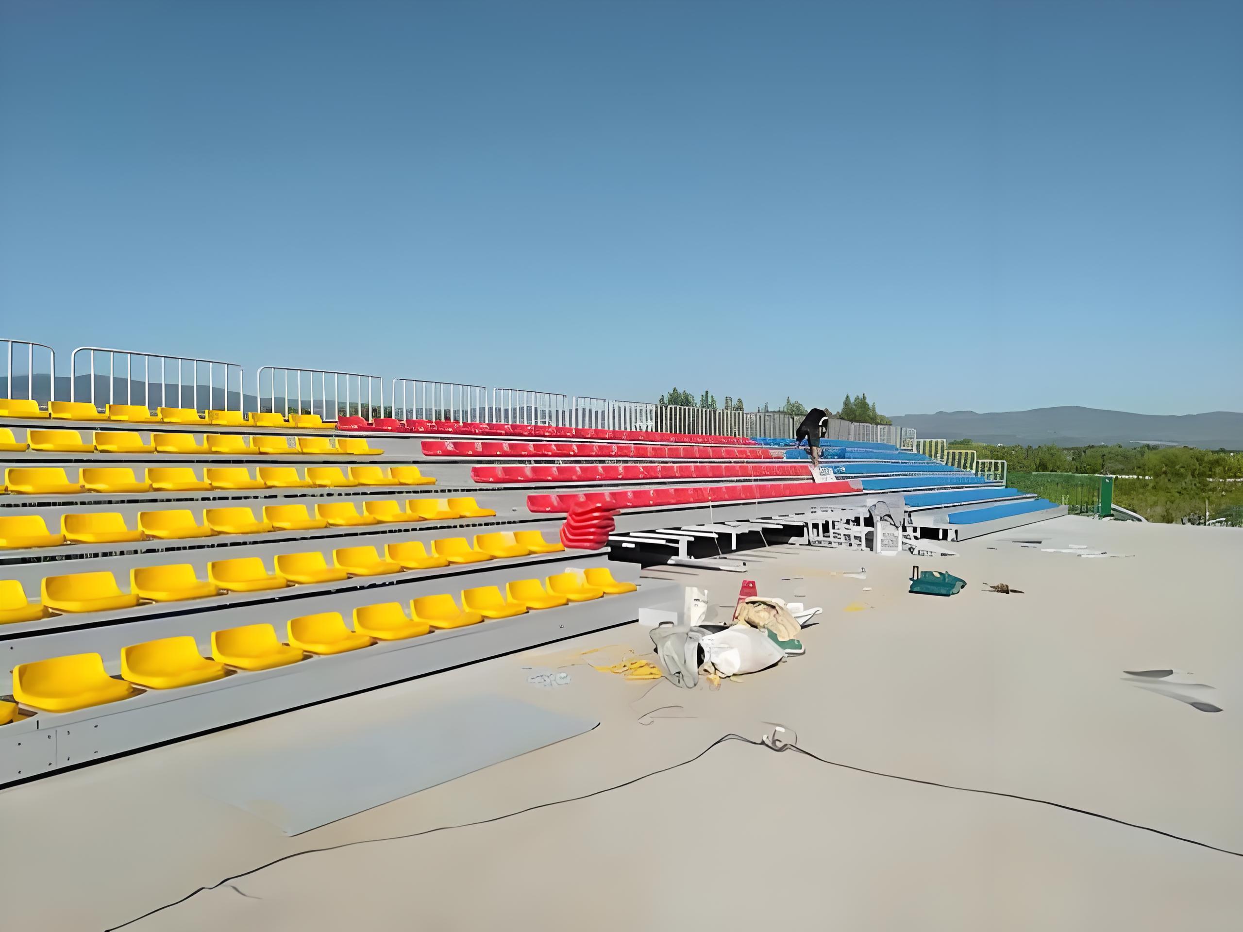 戶外伸縮看臺座椅