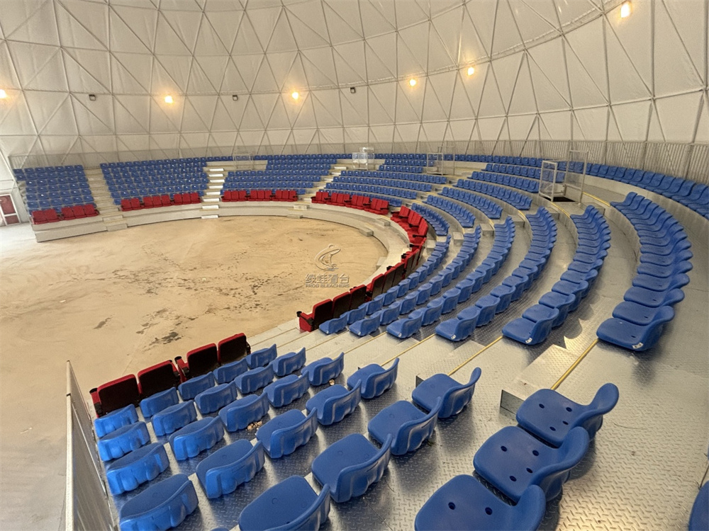 綠蛙看臺最新打造圓形看臺，演繹狼道傳說